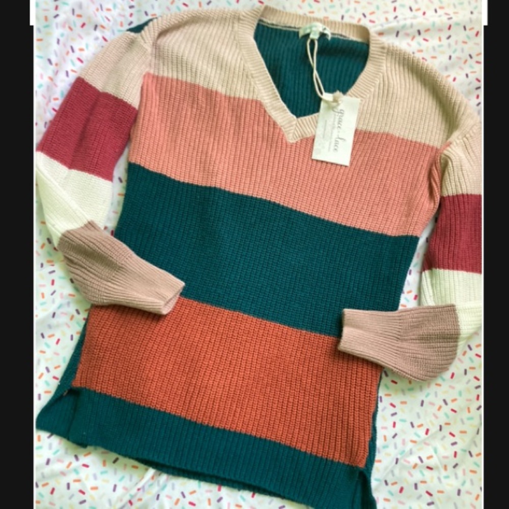 NWT Grace & Lace Knit Sweater - Picture 3 of 6